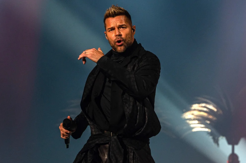 Ricky Martin presentó este miércoles una demanda contra su sobrino Dennis Yadiel Sánchez por extorsión, daños y perjuicios (EFE/Giorgio Viera)