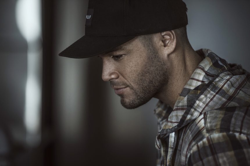 Stars World Production - El Cantante Daniel Betancourt en Nueva York, acompañado de la estrella juvenil Maykel ambos artistas de origen ecuatoriano