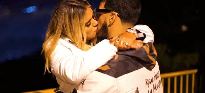 Karol G , Anuel AA, cantantes, latinos, videoclip, reggaeton, música, secreto, youtube, Stars World Production