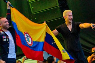Chino y Nacho, cantantes, venezolanos, Venezuela, latinos, unidos, amistad, reconciliación, amor, mi niña bonita, canción, evento, benéfico, Venezuela Aid Live, frontera, Colombia, video, Stars World Production