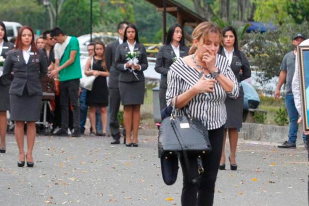 Legarda, cantante, Colombiano, acecinado, Medellin, Colombia, último adiós, homenaje, evento, video, despedida, Stars World Production