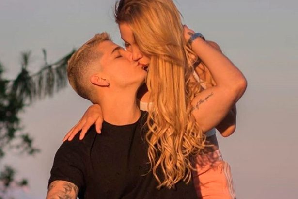 Luisa Fernanda W, Legarda, cantantes, latinos, influencer, asesinato, muerte, separación, romance, amor, detalles, video, nueva canción, new single, música, canción, Me sigues queriendo, chisme, Stars World Production