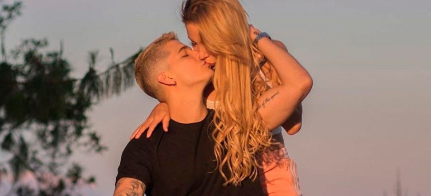 Luisa Fernanda W, Legarda, cantantes, latinos, influencer, asesinato, muerte, separación, romance, amor, detalles, video, nueva canción, new single, música, canción, Me sigues queriendo, chisme, Stars World Production