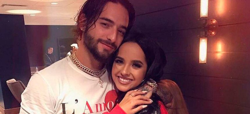 Maluma, Becky G, cantantes, latinos, colombiano, mexicana, Colombia, México, música, nueva colaboración, new single, nueva canción, video, fotos, casi beso, romance, celos, Natalia Barulich, chisme, Stars World Production