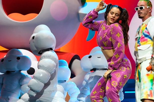 J Balvin, Rosalía, cantantes, latinos, cantante, colombiano, Colombia, España, española, Con Altura, hit, evento, éxito, comparten, escenario, musical, Coachella 2019, Stars World Production