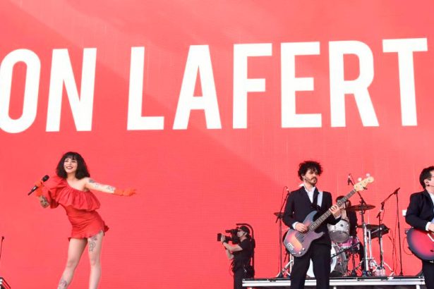 Mon Laferte, cantante, latina, chilena, Chile, debuto, evento, Coachella 2019, música, evento, musical, éxito, hit, canciones, Stars World Production