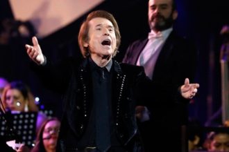 Raphael, cantante, español, España, se siente, embajador, cultura española, cultura, española, recordadas, canciones, trayectoria, clásicos, temas , música, gira, Stars World Production