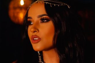 Becky G, cantante, latina, mostró, video, Un mundo Ideal, español, cover, película, Aladdin, Disney, éxito, hit, redes sociales, Instagram, Zayn Malik, video, teaser, música, Stars World Production