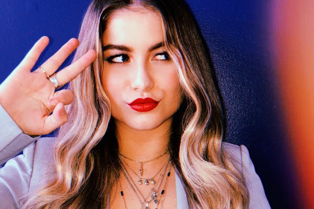 Sofía Reyes, cantante, mexicana, México, deslumbro, alfombra roja, gala, Premios Platino 2019, evento, Rivera Maya, Stars World Production