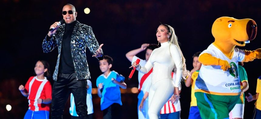 Karol G, cantante, latina, colombiana, Colombia, evento, show, presentación, Vibra continente, canción, tema, Copa América 2019, futbol, deporte, Latino América, viral, redes sociales, éxito, hit, Instagram, video, Youtube, música, Stars World Production