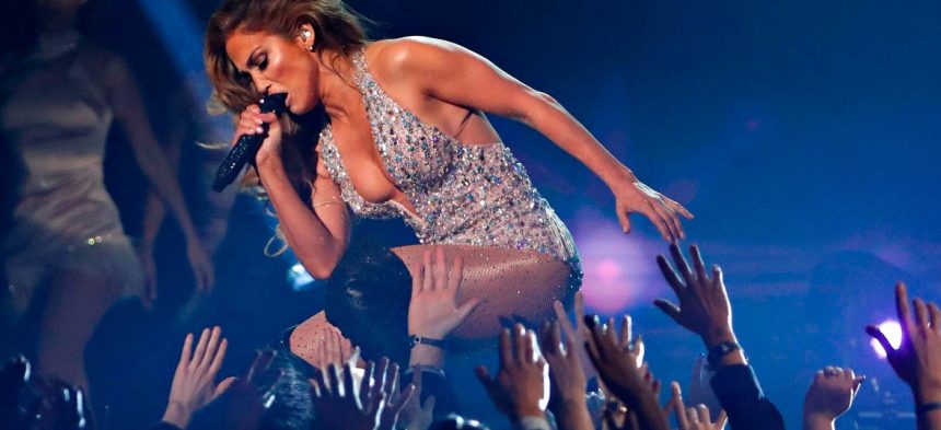Diva del Bronx, cantante, latina, Jennifer Lopez, J.Lo, gira, evento, show, inicio, revivie, mira, video, canal, youtube, éxito, hit, redes sociales, viral, Instagram, música, Stars World Production