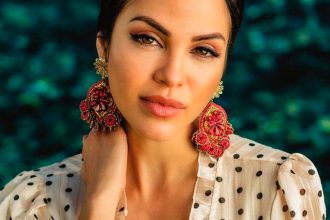 Natti Natasha, cantante, latina, hit, éxito, redes sociales, canciones, temas, álbum, single, IllumiNATTI, ejemplo, empoderamiento, mujer, poder, fuerza, feminista, música, Stars World Production