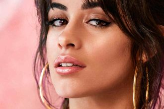Camila Cabello, cantante, actriz, raíces, latinas, cubana, Cuba, La Habana, vuelve, recargada, nuevo álbum, nuevo, álbum, nuevo tema, nueva canción, nueva, canción, tema, volvió, escucha, adelanto, pequeño, video, viral, hit, éxito, redes sociales, Instagram, música, Stars World Production