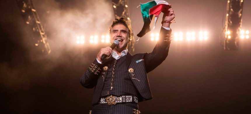 Alejandro Fernández, cantante, mexicano, México, sorprende, show, presentación, fans, Las Vegas, Independencia de México, canciones, temas, single, éxito, hit, viral, redes sociales, Instagram, música, Stars World Production