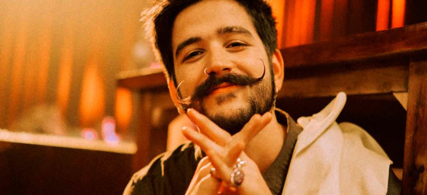 Camilo, cantante, colombiano, Colombia, latino, celebra, éxito, hit, viral, feliz, millones, reproducciones, tutu, aplicación, musical, redes sociales, Instagram, aplicativo musical, aplicativo, música, Stars World Production