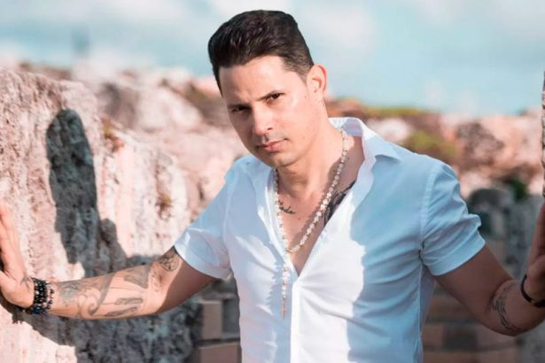 Leoni Torres, El Micha, juntos, colaboración, unión, tema. canción, single, cantantes, latinos, hit, éxito, viral, redes sociales, Instagram, música, Stars World Production