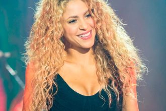 Shakira, regresa, DVD, Dorado World Tour, gira, tour, países, video, videoclip, canción, new single, nuevo tema, nueva canción, tema, canción, single, new, nuevo, nueva, éxito, hit, viral, redes sociales, Instagram, video, videoclip, Youtube, vivo, cine, pantalla, grande, música, Stars World Production