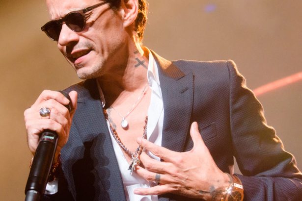 ayuda, Bad Bunny, Benito Martínez Ocasio, cantantes, Está Rico, exito, fundación, Fundación Good Bunny, hit, Instagram, juntos, Latinos, Marc Anthony, música, proyecto, Social, solidario, unión, viral, Will Smith, Stars World Production