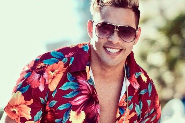 Erick Lexi, cantante, latino, lanza, Llévame, lanzar, estrenar, video, videoclip, canción, new single, nuevo tema, nueva canción, tema, canción, single, new, nuevo, nueva, éxito, hit, viral, redes sociales, Instagram, video, videoclip, Youtube, música, Stars World Production