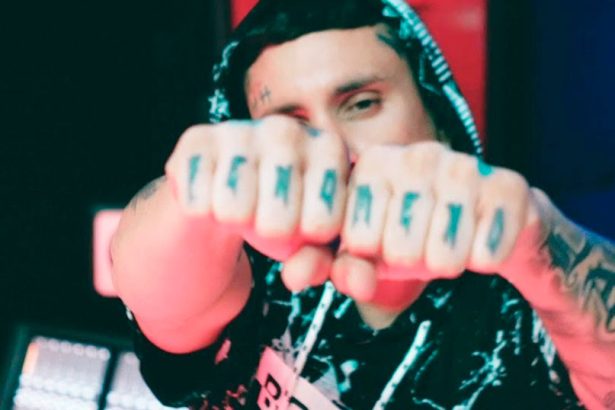 Osmani García, cantante, cubano, lanza, Millonario como Donald Trump, lanzar, estrenar, video, videoclip, canción, new single, nuevo tema, nueva canción, tema, canción, single, new, nuevo, nueva, éxito, hit, viral, redes sociales, Instagram, video, videoclip, Youtube, música, Stars World Production