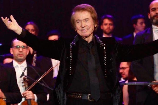 Raphael, cantante, romántico, presentación, show, concierto, Nueva York, Carnegie Hall, viral, hit, éxito, redes sociales, Instagram, música, Stars World Production