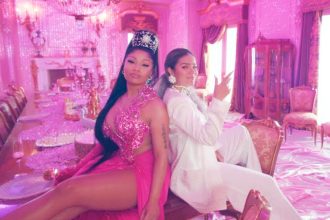Karol G, Nicki Minaj, lanza, cantante, latina, Tusa, lanzar, estrenar, video, videoclip, canción, new single, nuevo tema, nueva canción, tema, canción, single, new, nuevo, nueva, éxito, hit, viral, redes sociales, Instagram, video, videoclip, Youtube, música, Stars World Production