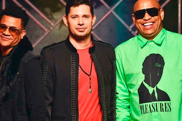 Leoni Torres, Gente de Zona, lanzan, cantantes, latinos, Mejor sin t, cubanos. Cuba, lanzar, estrenar, video, videoclip, canción, new single, nuevo tema, nueva canción, tema, canción, single, new, nuevo, nueva, éxito, hit, viral, redes sociales, Instagram, video, videoclip, Youtube, música, Stars World Production