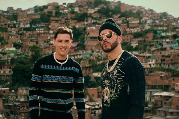 Guaynaa, Yandel, cantantes, latinos, lanza, Full Moon, lanzar, estrenar, video, videoclip, canción, new single, nuevo tema, nueva canción, tema, canción, single, new, nuevo, nueva, éxito, hit, viral, redes sociales, Instagram, video, videoclip, Youtube, música, Stars World Production