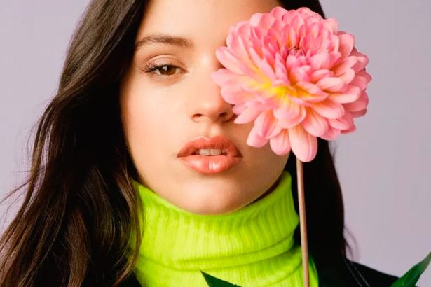 Rosalía, cantante, española, España, premiada, reconocimiento, trayectoria, musical, éxito, hit, viral, redes sociales, Instagram, evento, Billboard Mujeres en la Música, música, Stars World Production