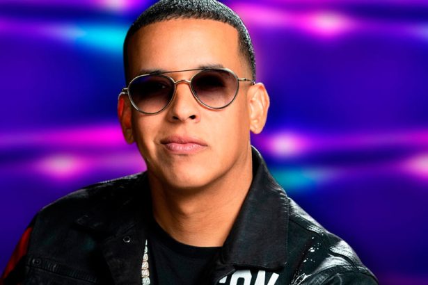 Daddy Yankee, Sech, cantantes, latinos, lanzan, Definitivamente, lanzar, estrenar, video, videoclip, canción, new single, nuevo tema, nueva canción, tema, canción, single, new, nuevo, nueva, éxito, hit, viral, redes sociales, Instagram, video, videoclip, Youtube, música, Stars World Production