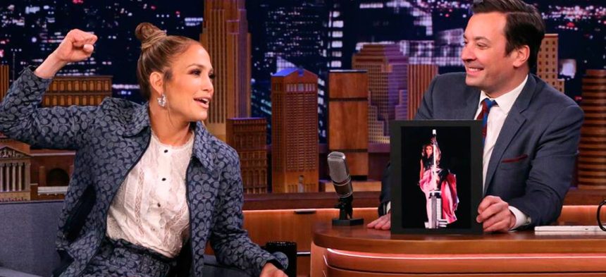Jennifer Lopez, J.LO, la diva del bronx, cantante, latina,emociona, presentación show, Jimmy Fallon, actuación, Super Bowl, evento, deportivo, musical, viral, éxito, hit, redes sociales, Instagram, videos, video, Youtube, Stars World Production