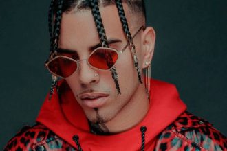 Rauw Alejandro, cantante, latino, puertorriqueño, Puerto Rico, colaboración, unión, grande, género, urbano, reguetoneros, Natti Natasha, Anuel, Farruko, Lunay, remix, Fantasías, lanzar, estrenar, video, videoclip, canción, new single, nuevo tema, nueva canción, tema, canción, single, new, nuevo, nueva, éxito, hit, viral, redes sociales, Instagram, video, videoclip, Youtube, música, Stars World Production