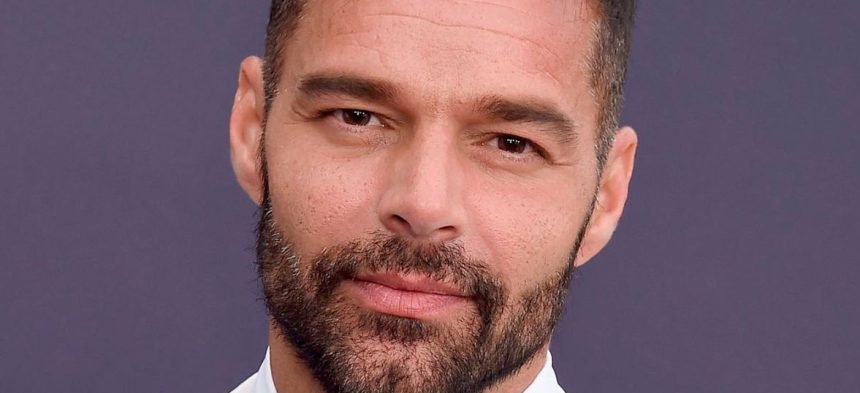 Ricky Martin, puertorriqueño, Puerto Rico, cantante, latino, pospone, gira, show, presentación, vivo, tour, México, mundo, éxito, hit, viral, canciones, temas, single, redes sociales, Instagram, Stars World Production