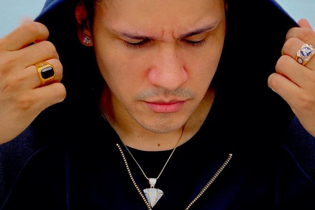 Flex, cantante, panameño, Panamá, latino, No Sé Cuándo, lanza, lanzan, estreno, lanzar, estrenar, video, videoclip, new single, nuevo tema, nueva canción, tema, canción, single, new, nuevo, nueva, éxito, hit, viral, redes sociales, Instagram, video, videoclip, Youtube, música, Stars World Production