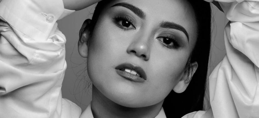 Amy Gutiérrez, cantante, latina, peruana, Perú, lanza, lanzan, Alguien, estrenar, video, videoclip, new single, nuevo tema, nueva canción, tema, canción, single, new, nuevo, nueva, éxito, hit, viral, redes sociales, Instagram, video, videoclip, Youtube, música, Stars World Production