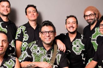 escucha, banda, peruana, Perú, Bareto, lanzan, lanza, Un beso a medias, estrenar, video, videoclip, new single, nuevo tema, nueva canción, tema, canción, single, new, nuevo, nueva, éxito, hit, viral, redes sociales, Instagram, video, videoclip, Youtube, música, Stars World Production