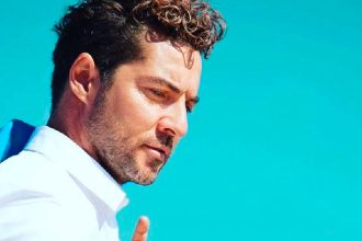 David Bisbal, cantante, español, España, latino, lanzan, lanza, Amor Amé, gira, intimo, estrenar, video, videoclip, new single, nuevo tema, nueva canción, tema, canción, single, new, nuevo, nueva, éxito, hit, viral, redes sociales, Instagram, video, videoclip, Youtube, música, Stars World Production