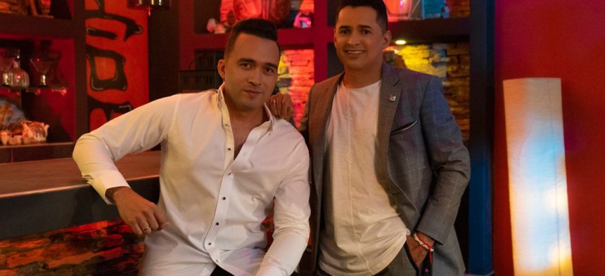 Jorge Celedón, Sergio Luis, cantantes, latinos, Colombia, colombianos, SIGO CANTANDO AL AMOR, Sigo cantando al amor, nominado, premios, musical, Latin Grammy, Latin Grammy 2020, 2020, éxito, hit, viral, redes sociales, Instagram, video, videoclip, Youtube, música, Stars World Production
