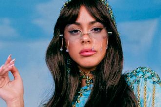 Tini, Tini Stoessel, cantante, Argentina, junto, colaboración, unión, Duele, John C, lanza, lanzan, estrenar, video, videoclip, new single, nuevo tema, nueva canción, tema, canción, single, new, nuevo, nueva, éxito, hit, viral, redes sociales, Instagram, video, videoclip, Youtube, música, Stars World Production