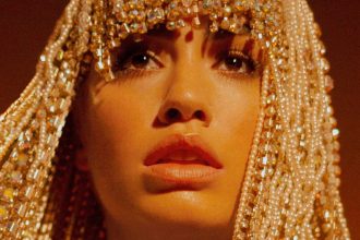 Lali, cantante, latina, Argentina, lanza, lanzan, new album, nuevo álbum, álbum, Libra, Ladrón, repera, Cazzu, estrenar, video, videoclip, new single, nuevo tema, nueva canción, tema, canción, single, new, nuevo, nueva, éxito, hit, viral, redes sociales, Instagram, video, videoclip, Youtube, música, Stars World Production