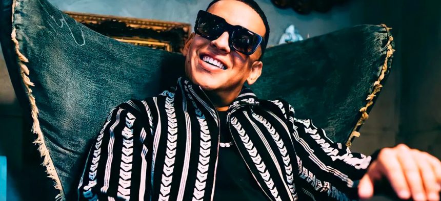 Daddy Yankee, cantante, latino, artista, puertorriqueño, Puerto Rico, presenta, sorprende, emociona, show, concierto, virtual, online, DY2K20, gratuita, plataformas, digitales, plataformas digitales, lanza, lanzan, lanzar, estrenar, new, nuevo, nueva, éxito, hit, viral, redes sociales, Instagram, video, videoclip, Youtube, música, Stars World Production