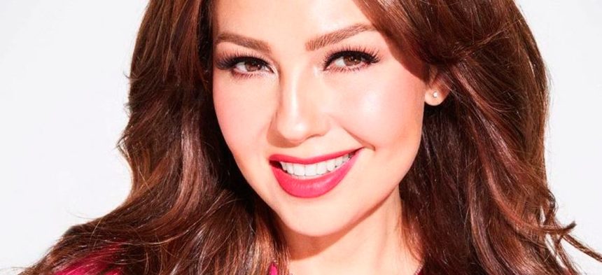 Thalía, Christian Serratos, artistas, latinas, actriz, cantante, mexicana, México, estadounidense, Estados Unidos, EEUU, unión, programa, charla, músicos, educativo, premios, Grammy, éxito, hit, viral, redes sociales, Instagram, video, videoclip, Youtube, música, Stars World Production