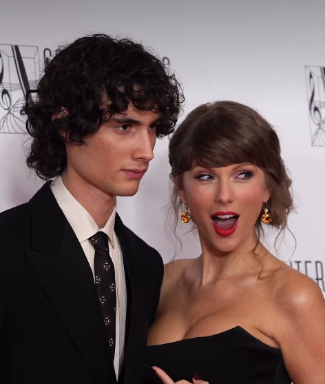 Taylor Swift y Sombr