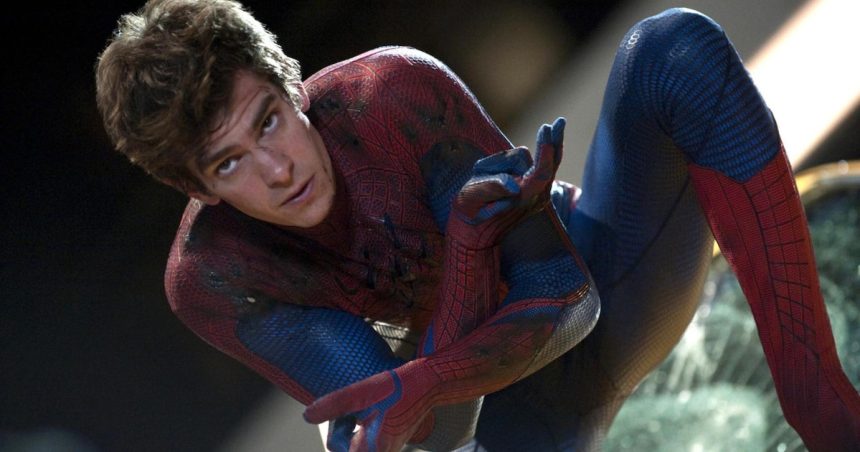 Andrew Garfield como Spider-Man