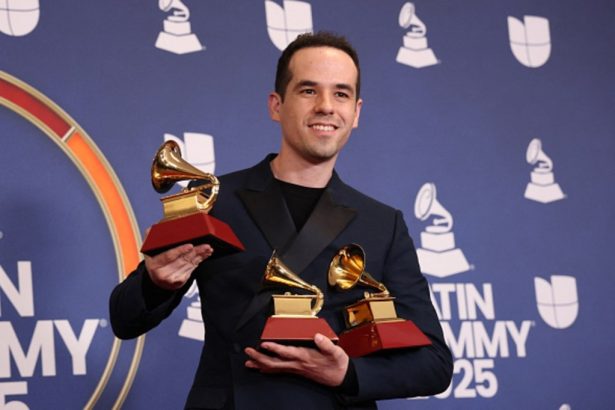 Edgar Barrera en los Latin Grammy 2026