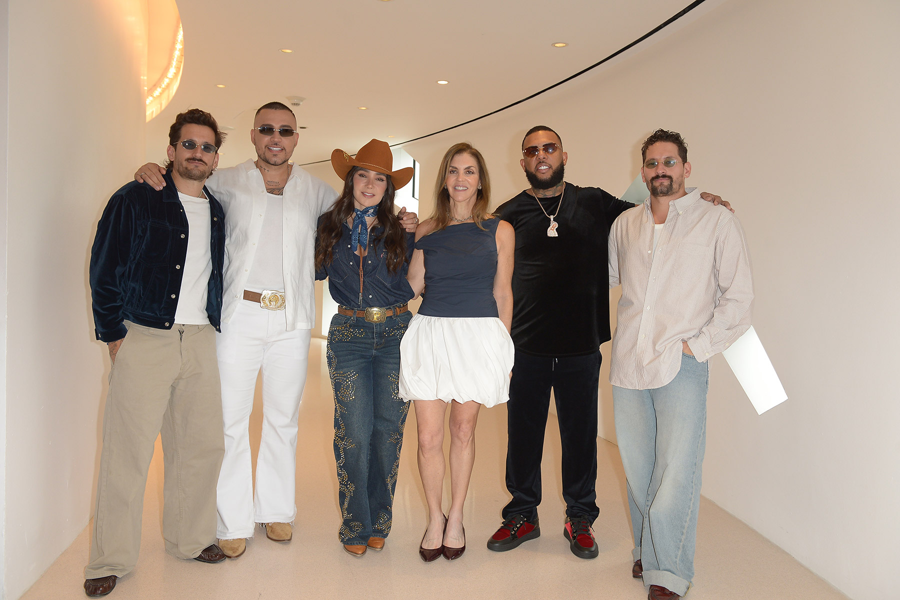 Bebeshito, Jessi Uribe y más artistas en la conferencia de prensa de la Semana Billboard de la Música Latina 2026.