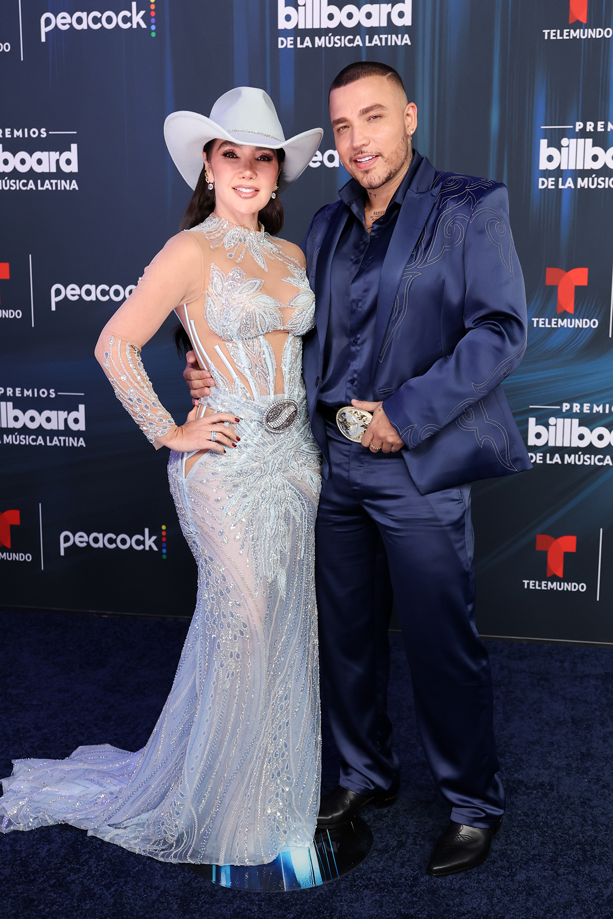 Paola Jara and Jessi Uribe