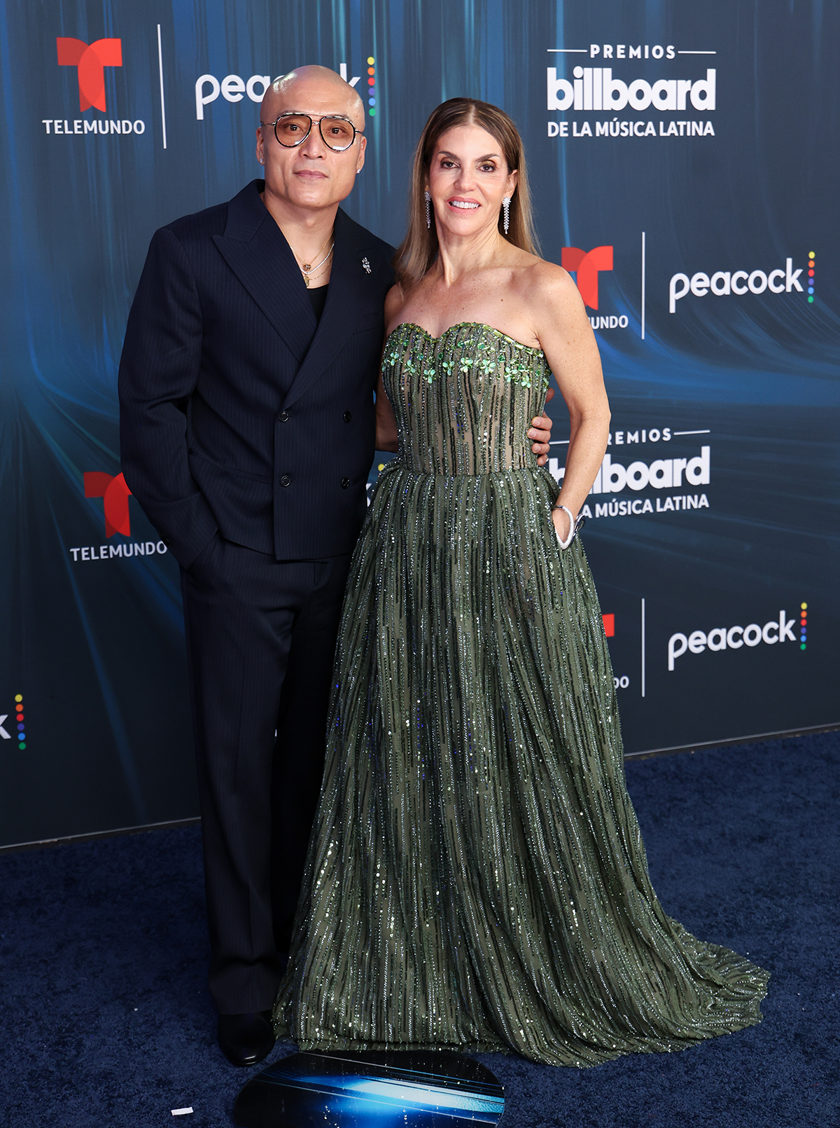 Mike Van and Leila Cobo
