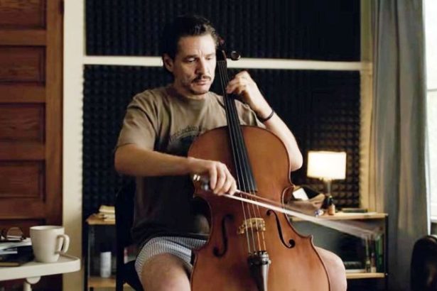«Behemoth!»: Pedro Pascal y el violonchelista que vuelve a casa para ordenar lo que dejó roto