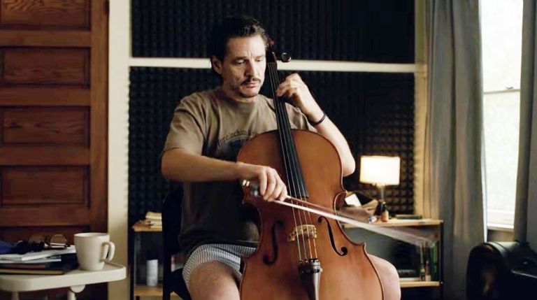 «Behemoth!»: Pedro Pascal y el violonchelista que vuelve a casa para ordenar lo que dejó roto